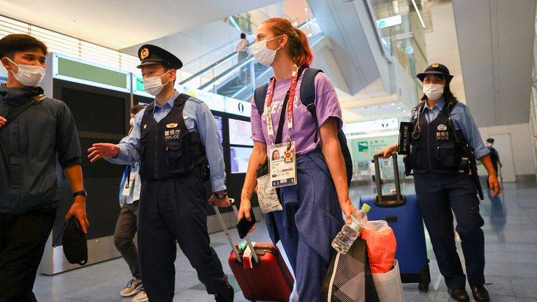 Białoruska zawodniczka Kristina Tsimanoskaya powiedziała, że ​​została zabrana na lotnisko w Tokio wbrew swojej woli