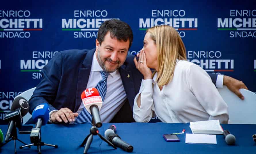 Salvini z Giorgią Meloni na konferencji prasowej w Rzymie w październiku