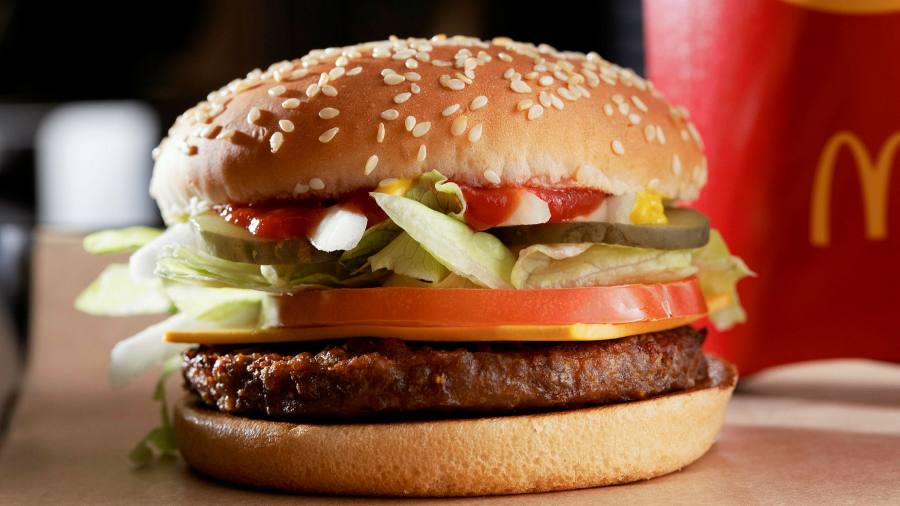 Carl Icahn nominuje dwóch dyrektorów zarządu McDonald's do zmiany polityki dotyczącej świń