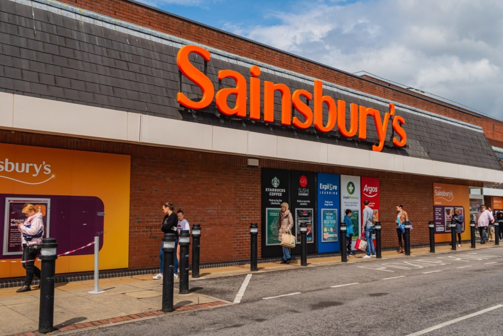 Nowa wielkanocna uczta Sainsbury dzieli kupujących, a niektórzy mówią, że „posuwa się za daleko”