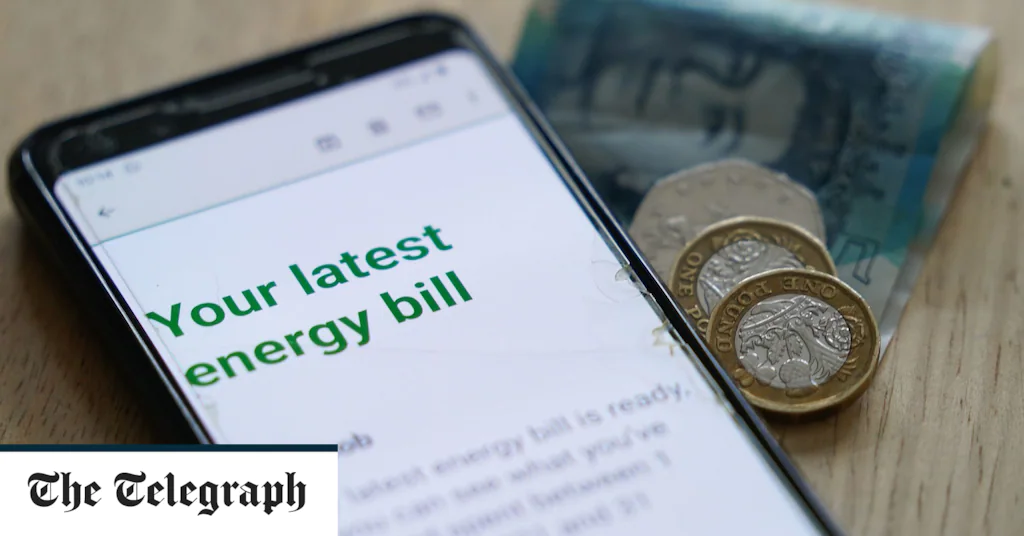 Limit cen energii wzrośnie do 2800 funtów w październiku, ostrzega Ofgem – aktualizacje na żywo