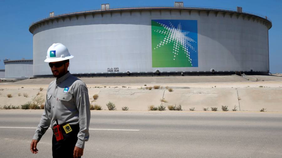 OPEC + planuje ograniczyć produkcję ropy w celu wsparcia cen